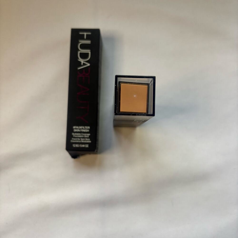Huda Beauty Fauxfilter Luminous Matte Full Cov Foundation 245B PEACHES N CREAM